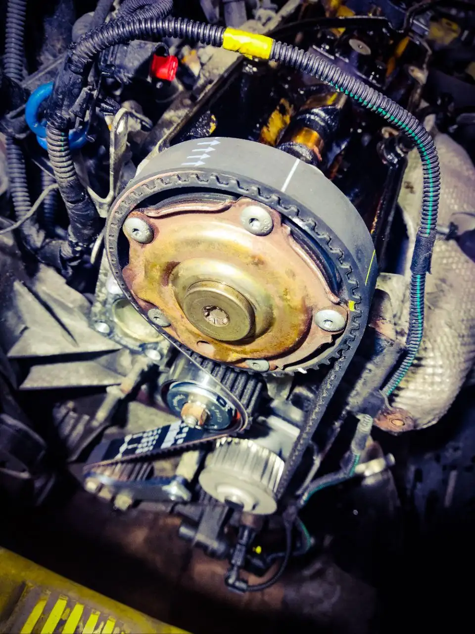 Pasek i rolki rozrządu – przykład zestawu serwisowego